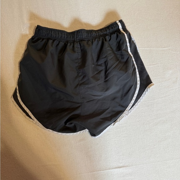Nike Dri-FIT Charcoal Gray Shorts Size XS - Picture 3 of 5